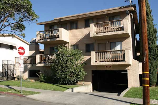 Orizaba Apts property